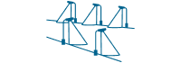 Eine vereinfachte Strichzeichnung von vier verschiedenen Schrägseilbrückenentwürfen, jeweils mit unterschiedlichen Pylonformen und Kabelanordnungen, in blau dargestellt.