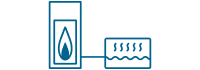 Eine einfache blaue Strichzeichnung zeigt eine Kraftstoffpumpe mit einem Tröpfchensymbol, das durch eine Linie mit einem rechteckigen, mit Flüssigkeit gefüllten Behälter verbunden ist, und Dollarzeichen über der Oberfläche.